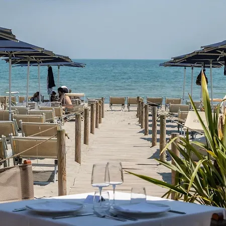 Raffaella Hotel Cervia