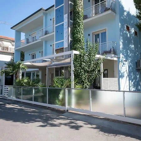 Ξενοδοχείο Smart Τσέρβια