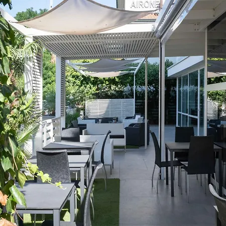 Raffaella Hotel