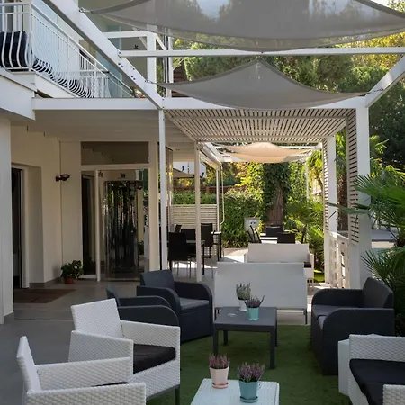 Hotel Raffaella Cervia