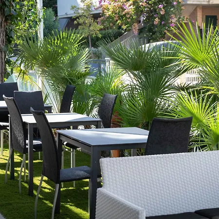 Hotel Raffaella